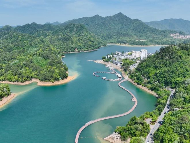 日黄山高评分旅行社四天三晚费用全含澳门新葡京入口黄山四日游自驾配套四(图2)