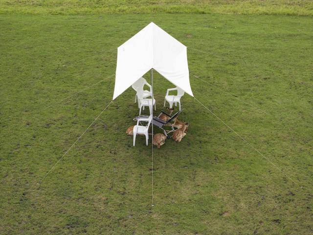 张照片揭露露营热退潮后藏着残酷真相澳门新葡京网页上帝视角惊爆！数万(图1)